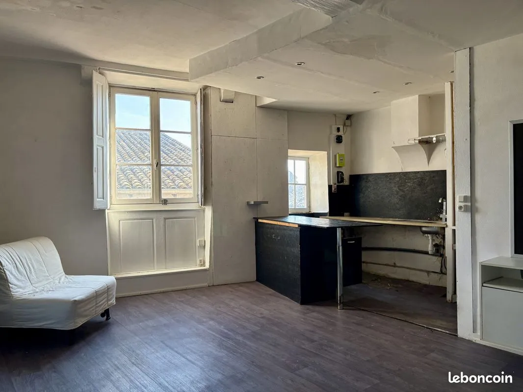 Immeuble 75 m² - Photo 1
