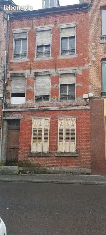 Immeuble à restaurer - Photo 1
