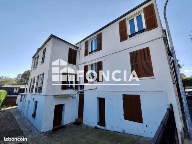 IMMEUBLE DE 175 m2 - Photo 1