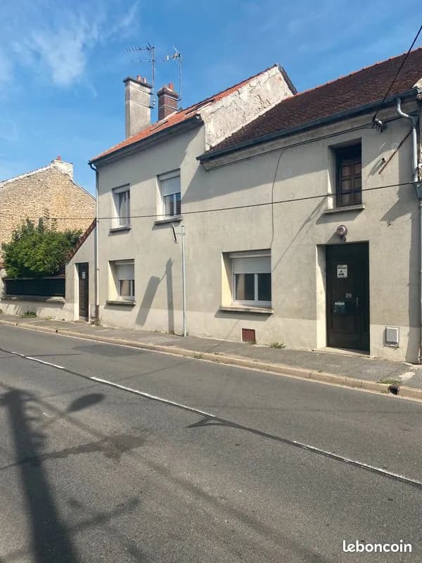 Ensemble immobilier - Photo 1