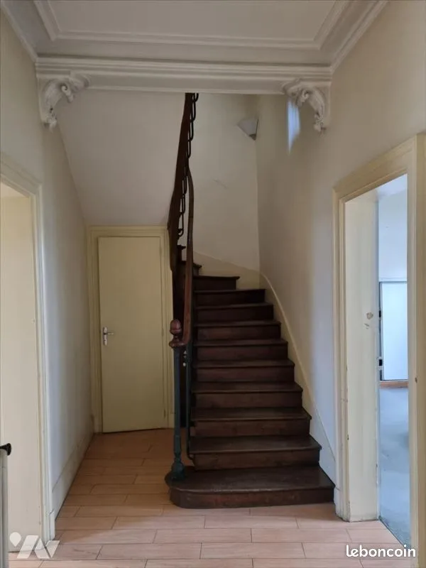 Immeuble 166 m² - Photo 1