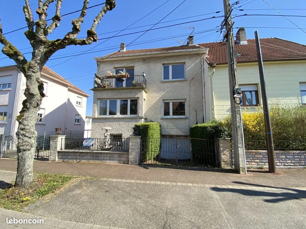 Immeuble 175 m² - Photo 1