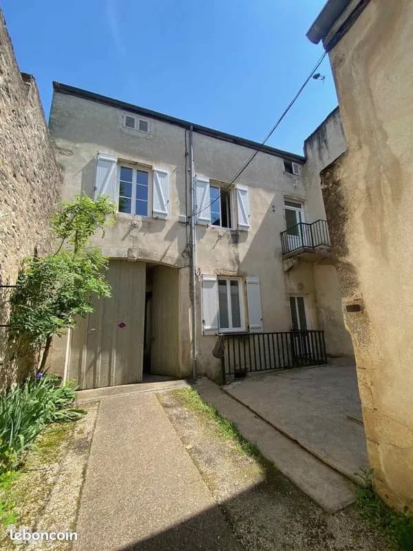 Immeuble 210 m² - Photo 1