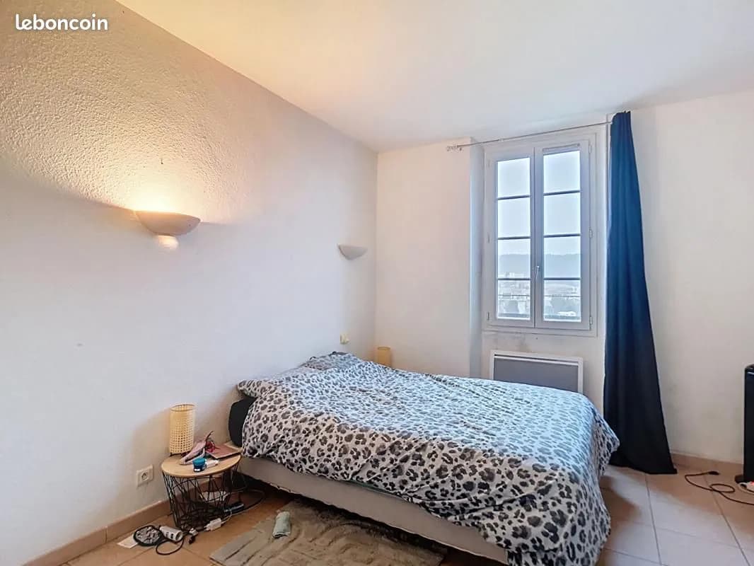 Immeuble 205 m² - Photo 1