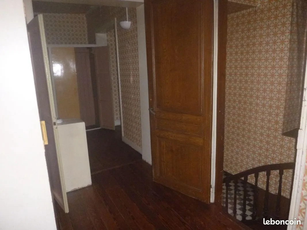 Immeuble 190 m² - Photo 1
