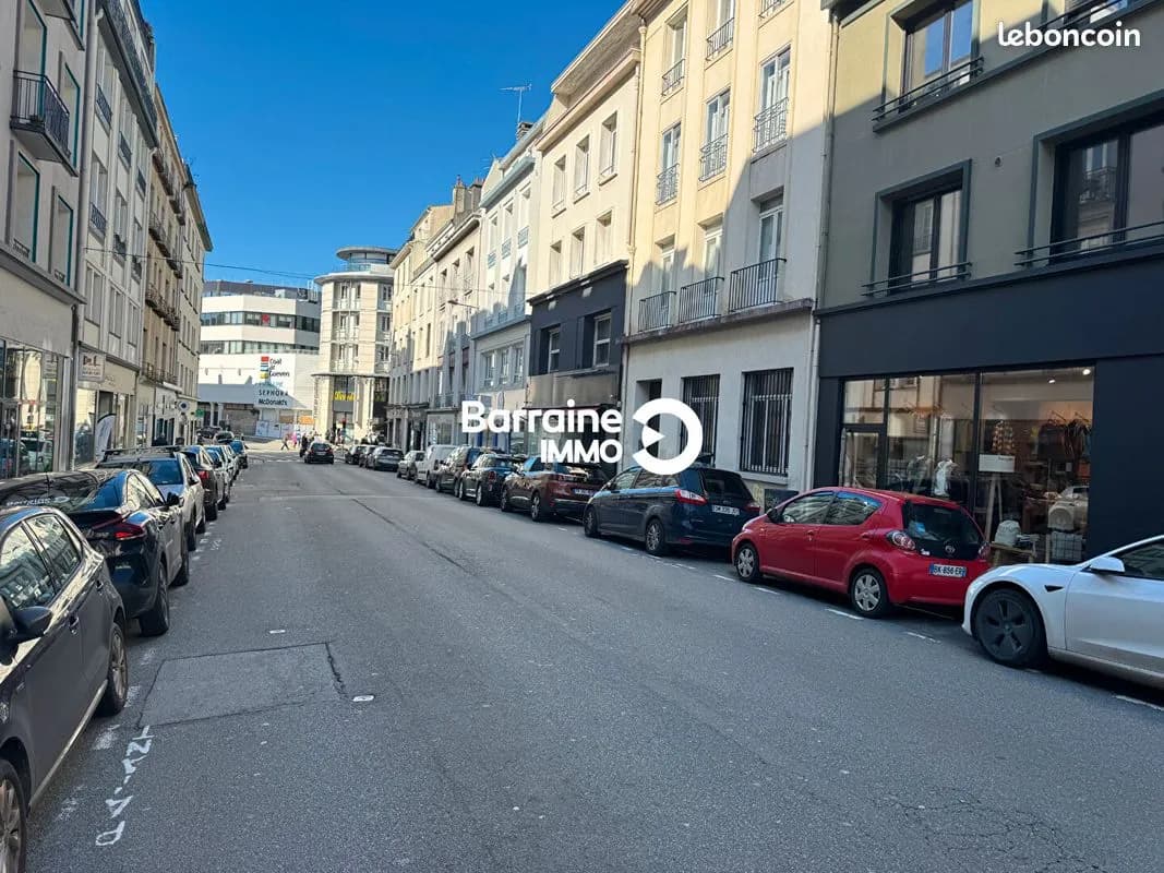 Immeuble 14 pièces 347 m² - Photo 1