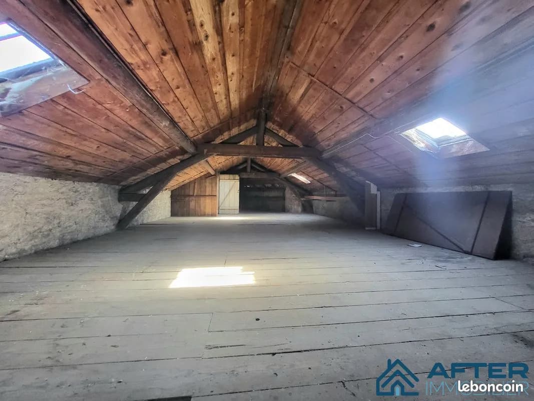 Immeuble de rapport 258 m² - Photo 1