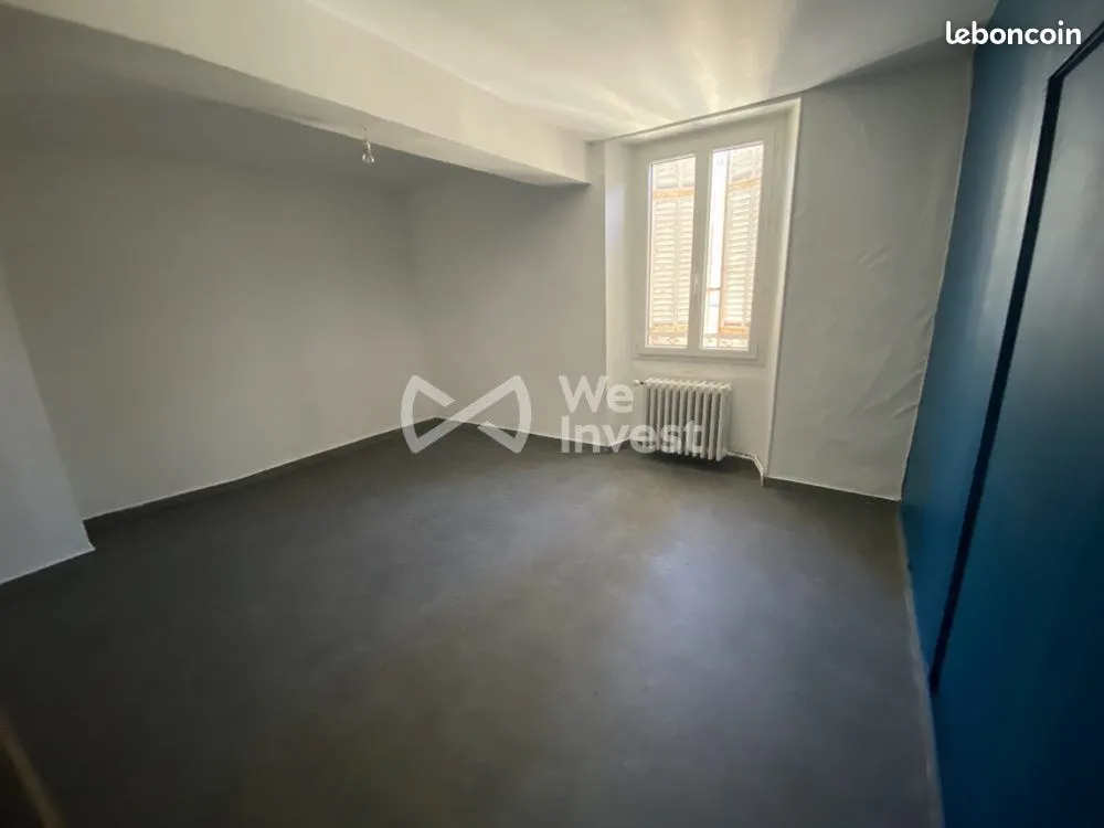 Immeuble 300 m² - Photo 1