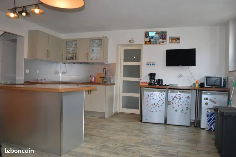 Immeuble de rapport 7 pièces 155 m² - Photo 1