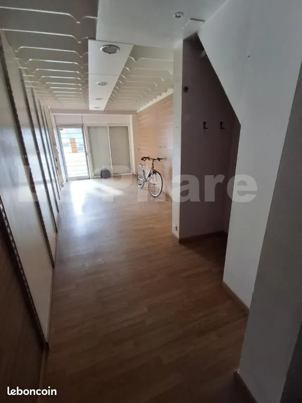 Immeuble 123 m² - Photo 1