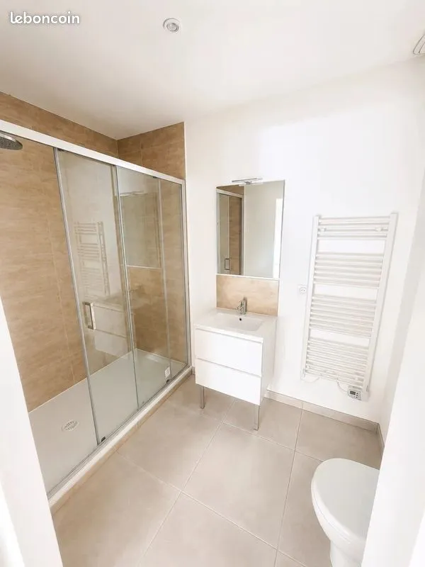 Immeuble 11 pièces 359 m² - Photo 1