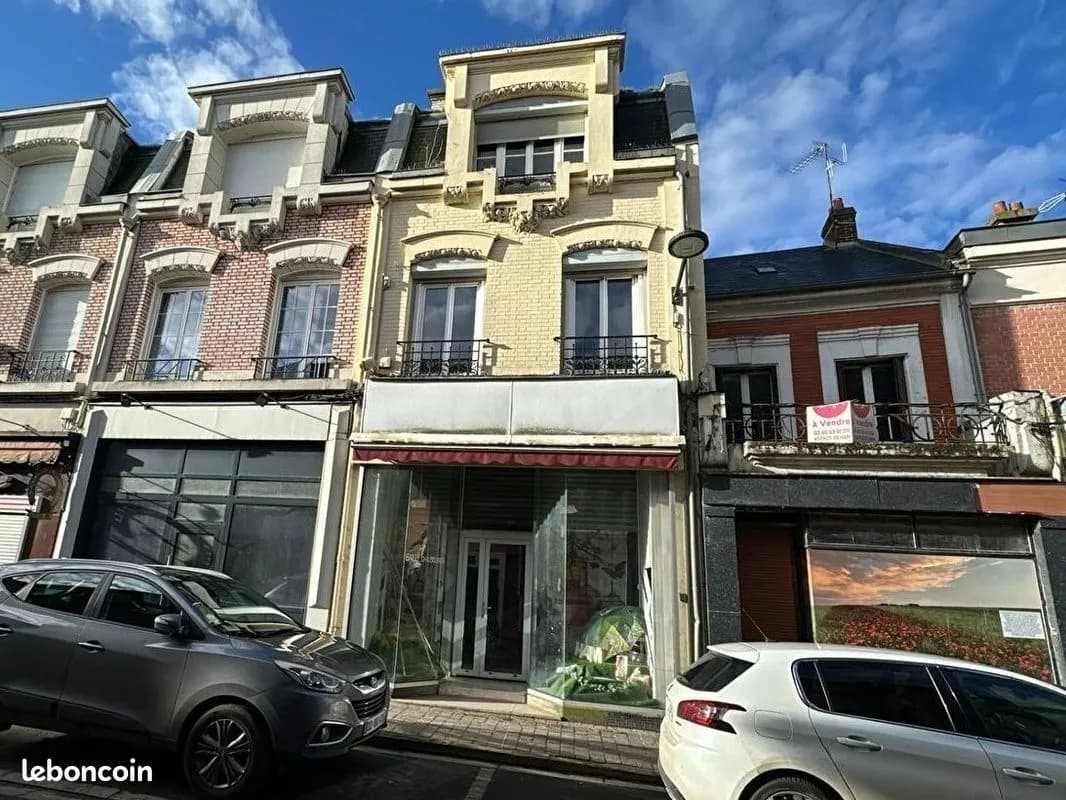 Immeuble 5 pièces 170 m² - Photo 1