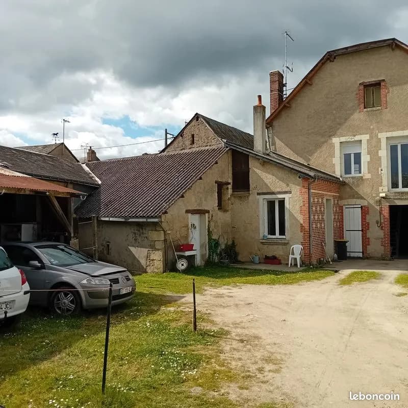 VENDS IMMEUBLE à MONNAIE - Photo 1