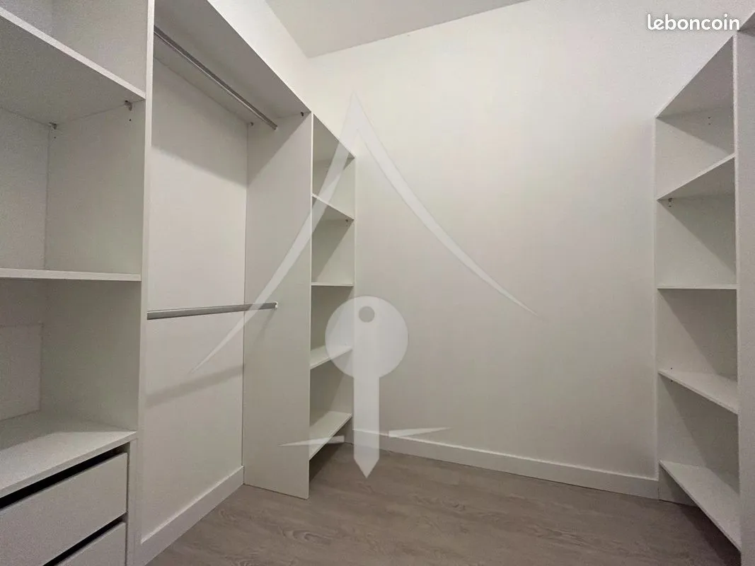 Immeuble de rapport 8 pièces 245 m² - Photo 1
