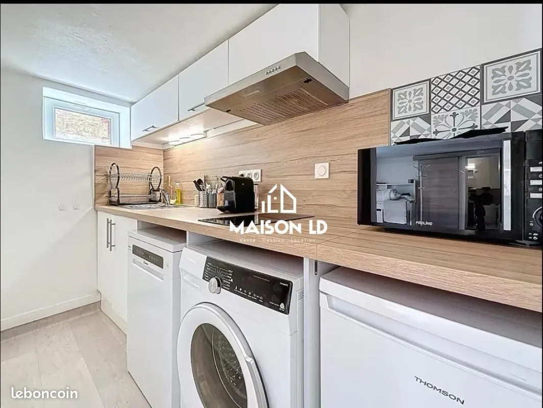 Immeuble 70 m² - Photo 1