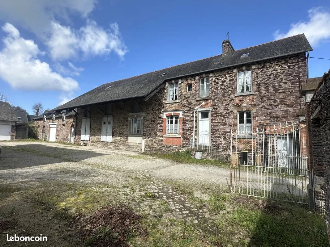 Immeuble 10 pièces 650 m² - Photo 1