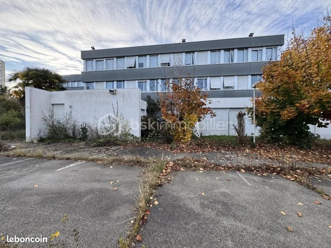Immeuble de rapport 1441 m² - Photo 1