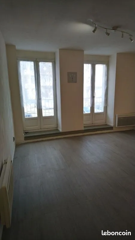 LOT LOCAL COMERCIAL PLUS T1 BIS idéal pour investisseur - Photo 1