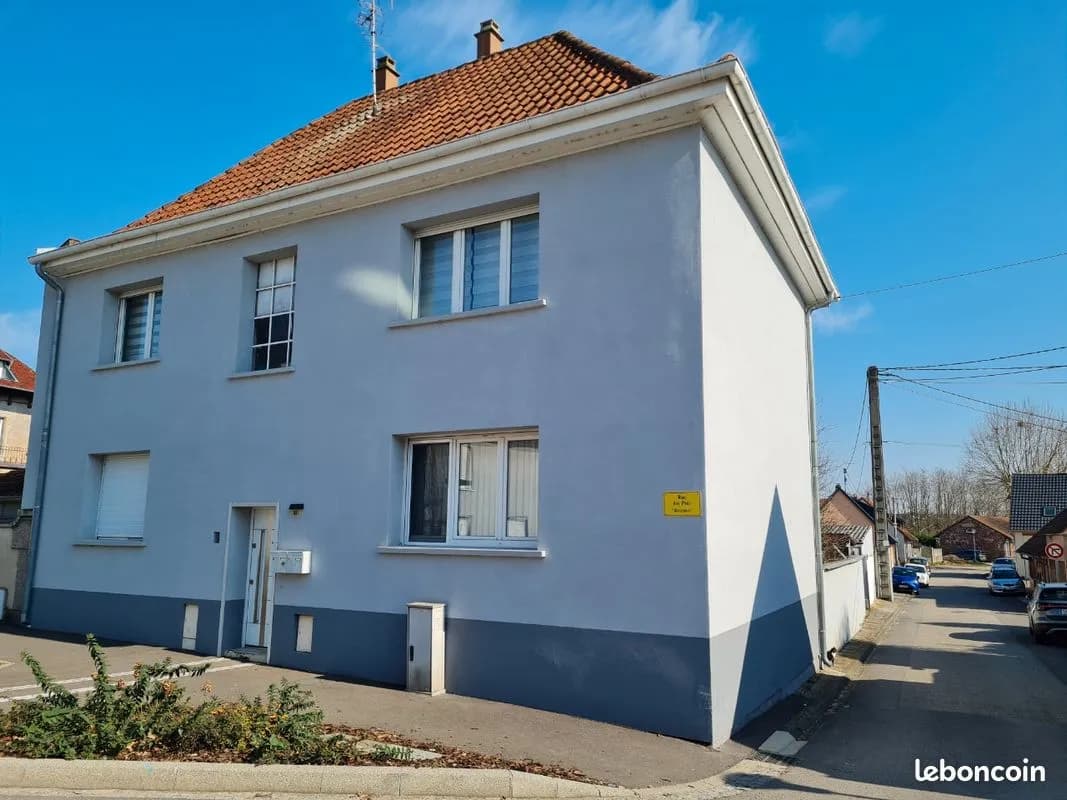 Immeuble de 210m2, 2 appts,2F4 - Photo 1