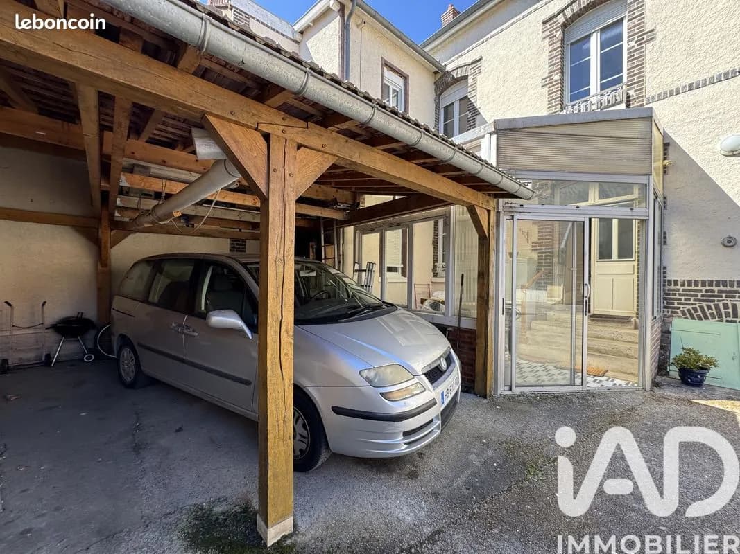Immeuble 230 m² - Photo 1