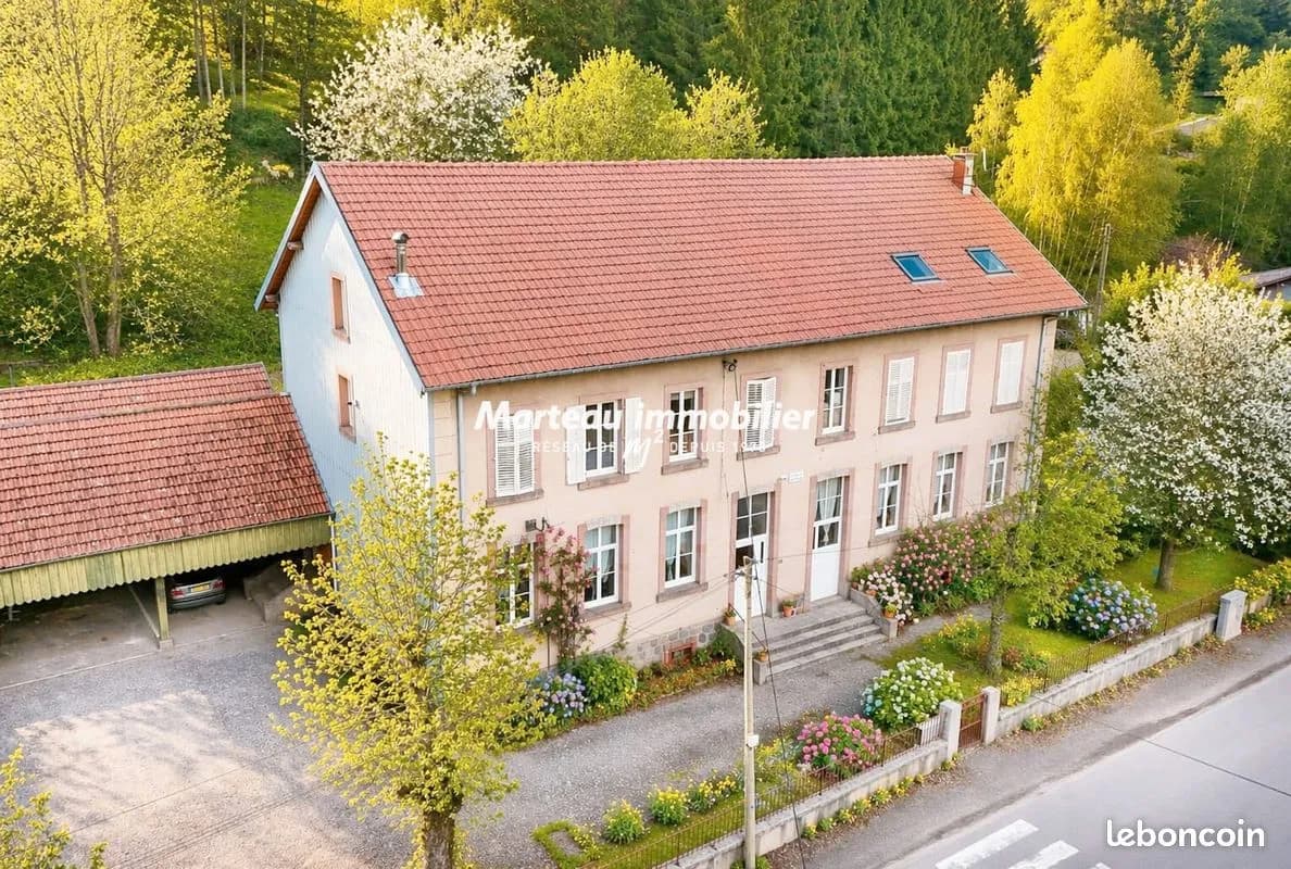 Immeuble 12 pièces 384 m² - Photo 1