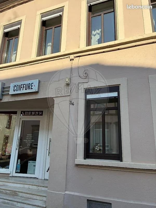 Immeuble 180 m² - Photo 1