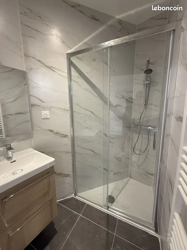 Immeuble 80 m² - Photo 1