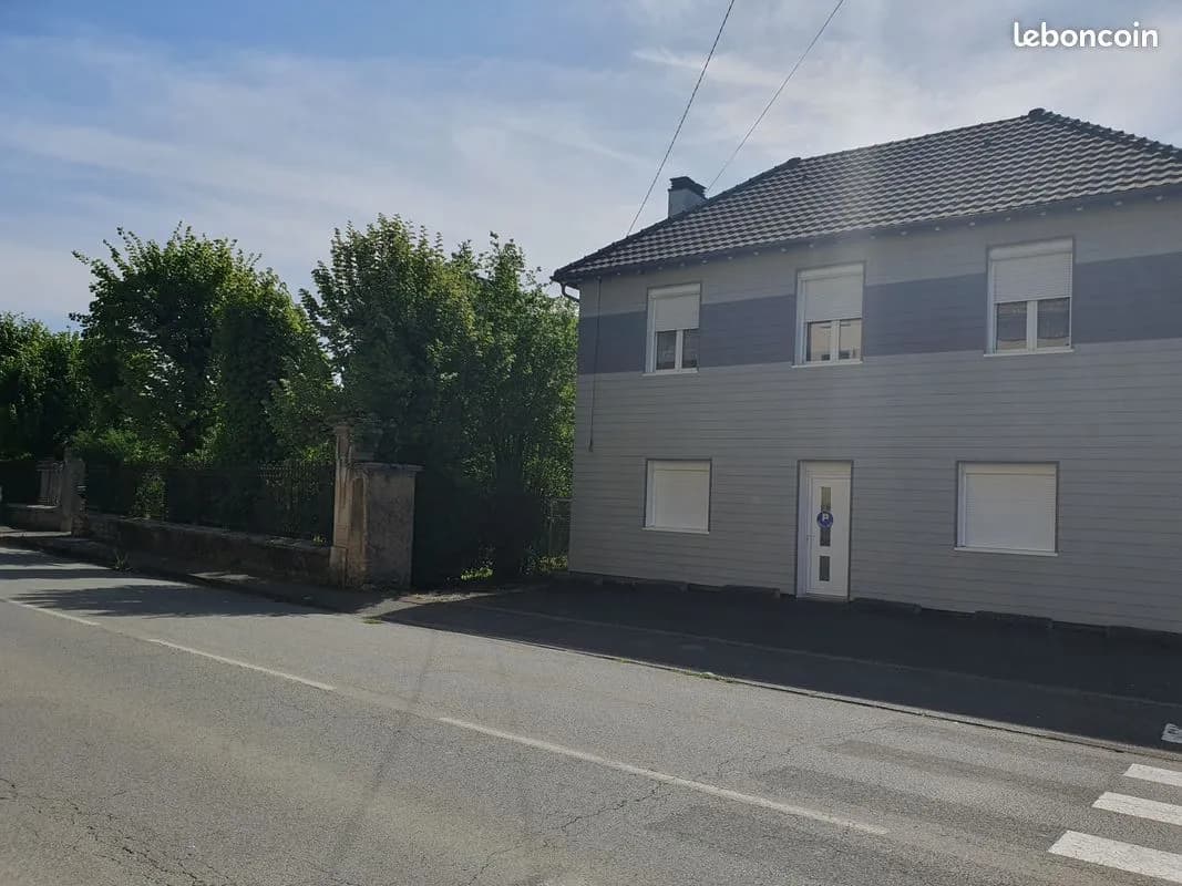 IMMEUBLE DE RAPPORT 5 mn Montbéliard - Photo 1
