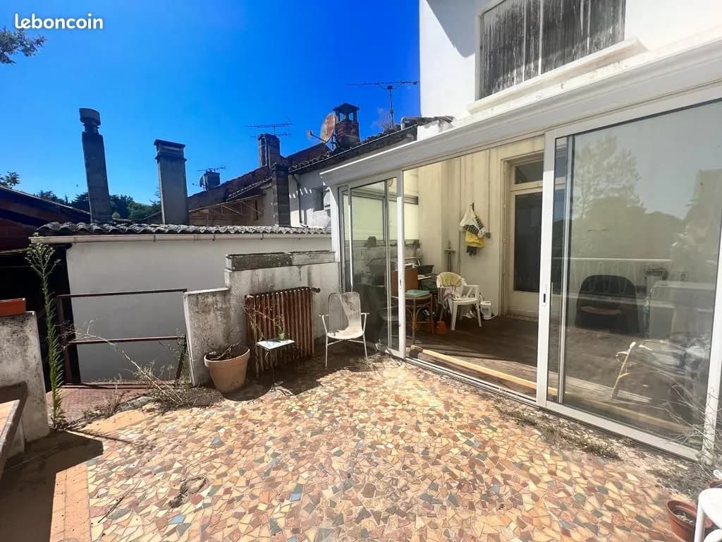 Immeuble 12 pièces 263 m² - Photo 1