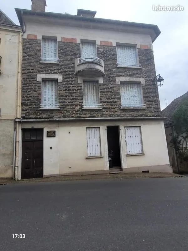 200 m² ALLASSAC - Photo 1