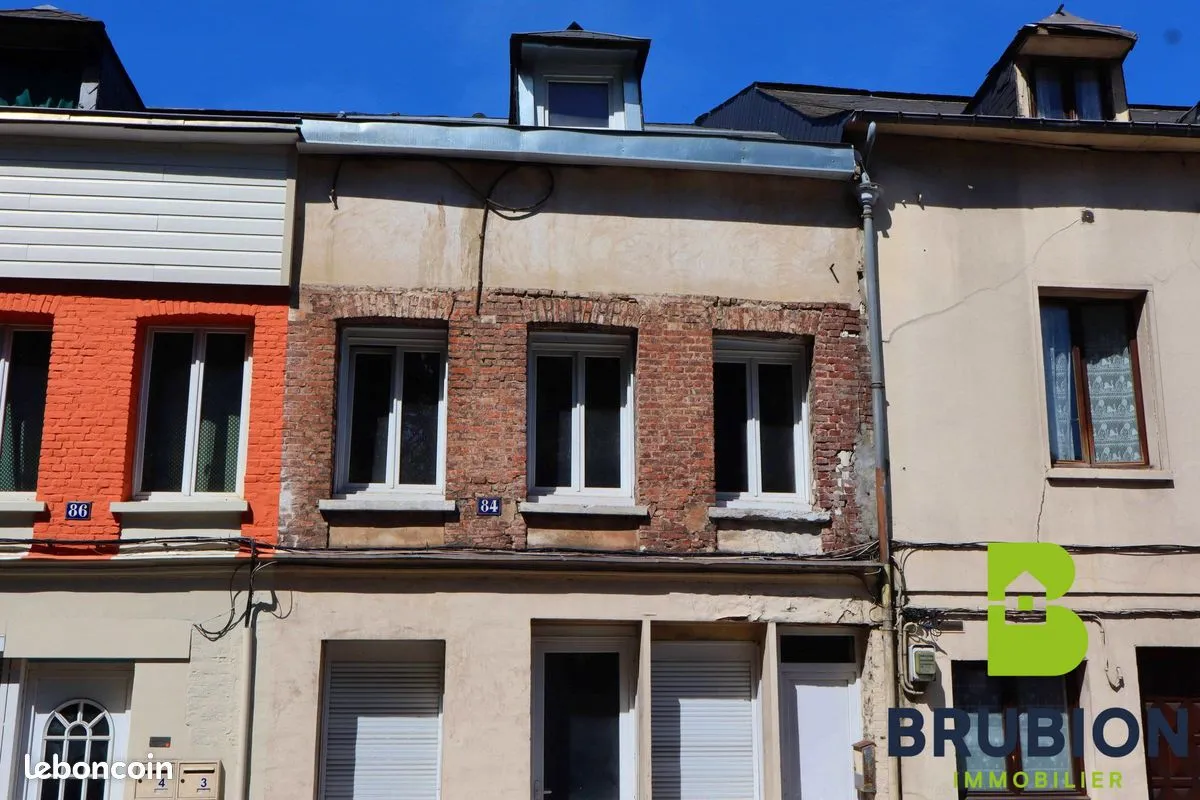 Immeuble 80 m² - Photo 1