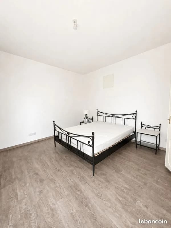 Immeuble 242 m² - Photo 1