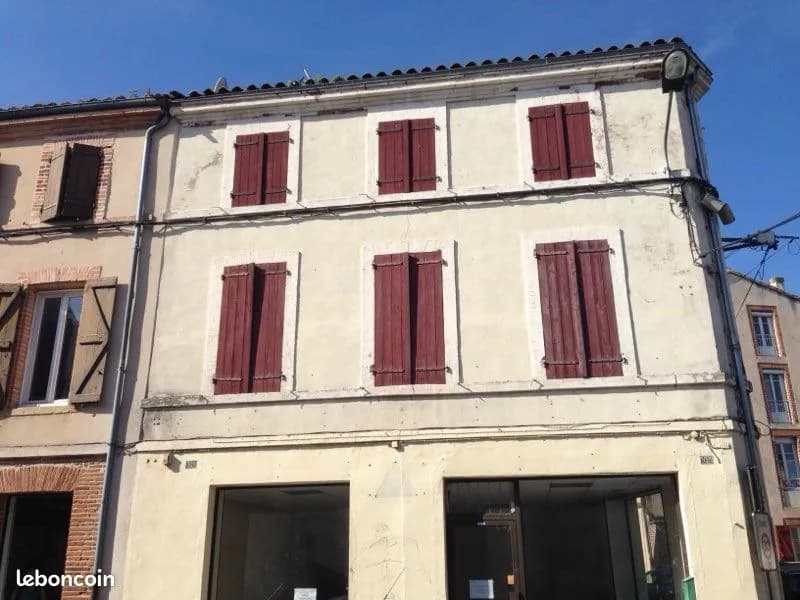 Immeuble 16 pièces 220 m² - Photo 1