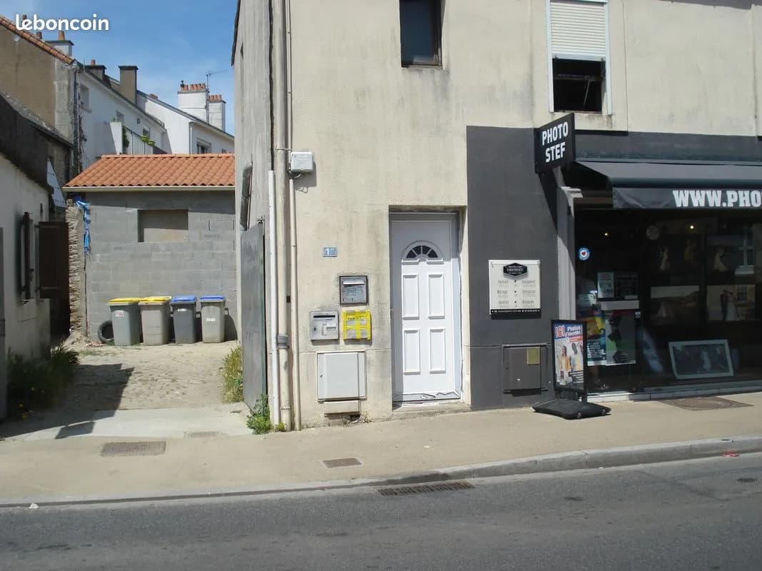 Vieux retraité brade immeuble locatif - en plein centre actif de Saint Sébastien sur Loire 44230 - Photo 1