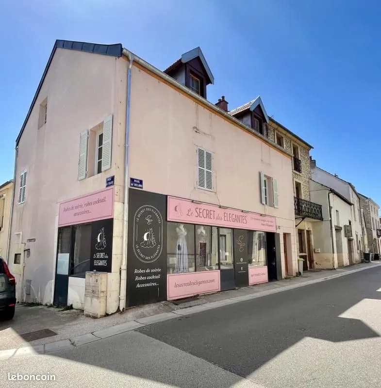 Immeuble 180 m² - Photo 1