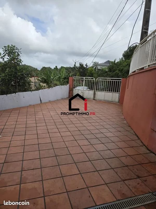 Immeuble 230 m² - Photo 1