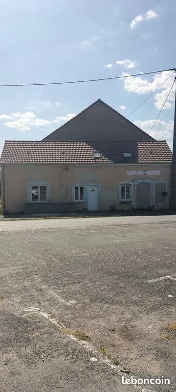 Immeuble 24 pièces 450 m² - Photo 1