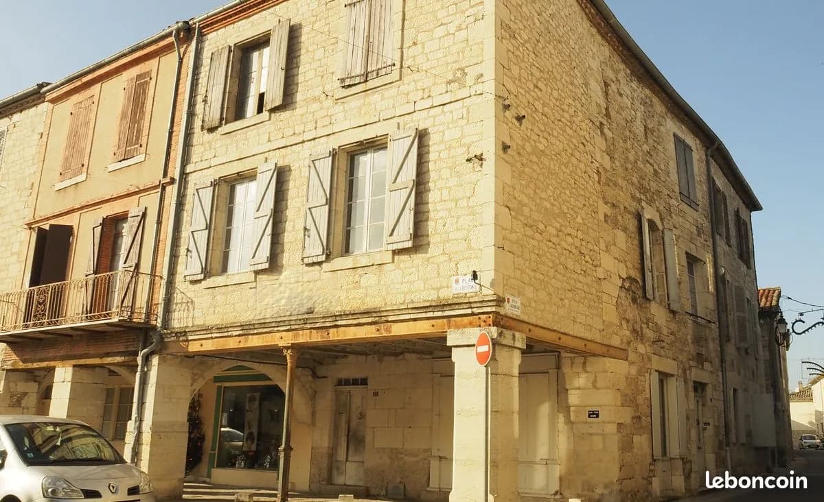 Immeuble 10 pièces 255 m² - Photo 1