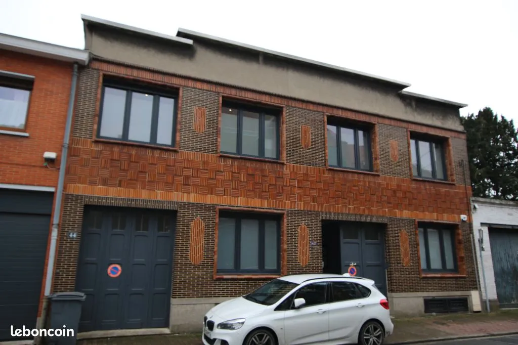Immeuble 6 pièces 481 m² - Photo 1