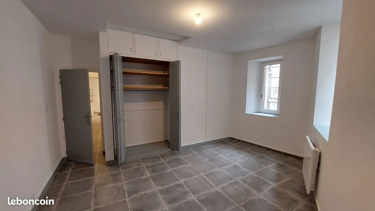 Immeuble 10 pièces 197 m² - Photo 1