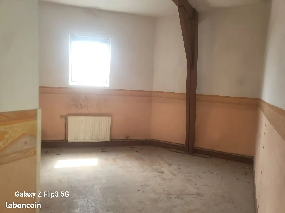 Immeuble 200 m² - Photo 1