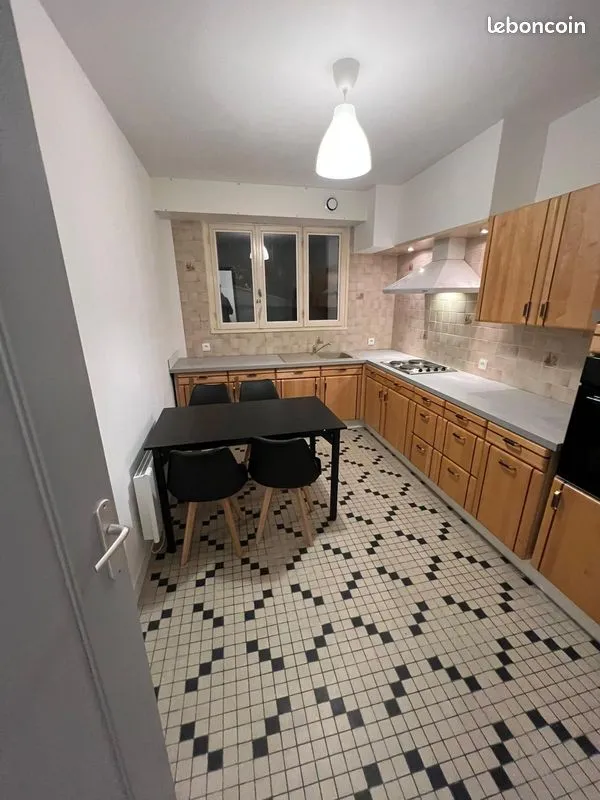 Immeuble 10 pièces 235 m² - Photo 1