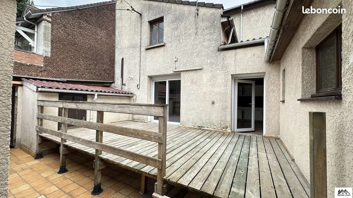 Immeuble 7 pièces 180 m² - Photo 1