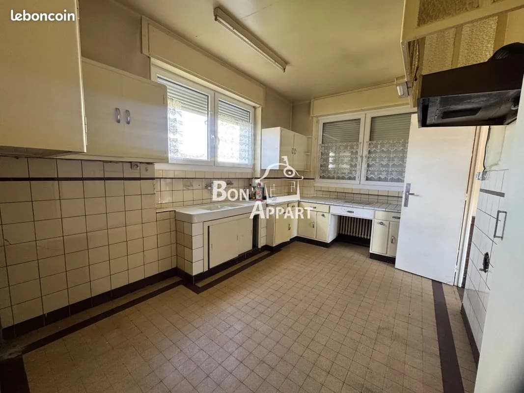 Immeuble 237 m² - Photo 1