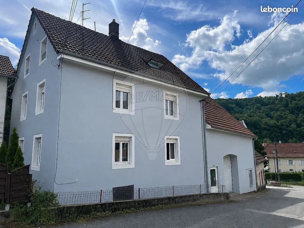 Immeuble de rapport 145 m² - Photo 1