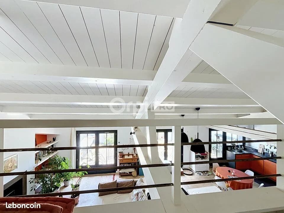 Bâtiment 272 m² - Photo 1