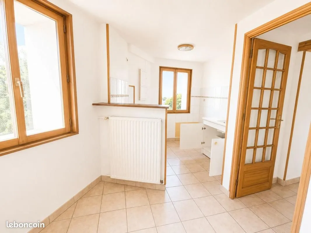 Immeuble 243 m² - Photo 1