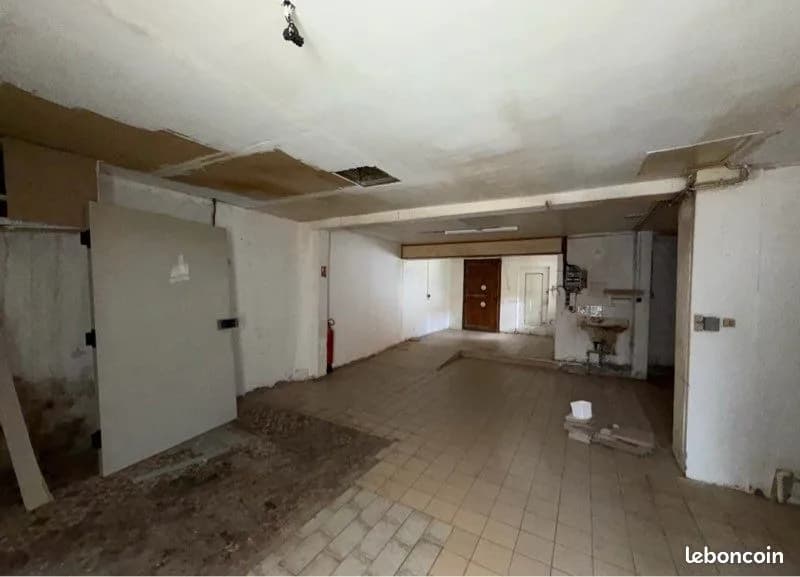 Immeuble 6 pièces 150 m² - Photo 1