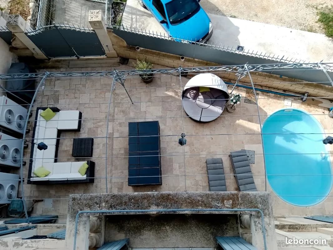 Immeuble 12 pièces 400 m² - Photo 1