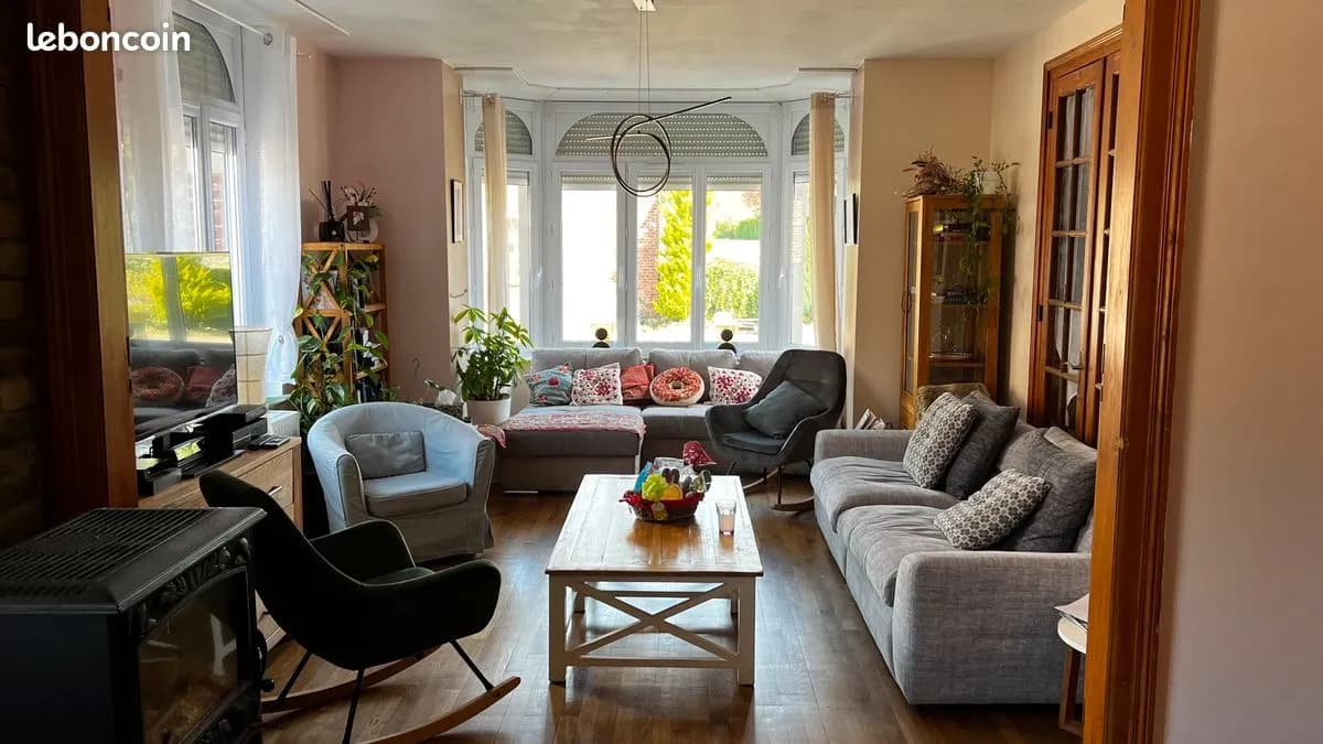 Magnifique corps de ferme et ensemble immobilier entre Saint-Quentin et Cambrai - Photo 1